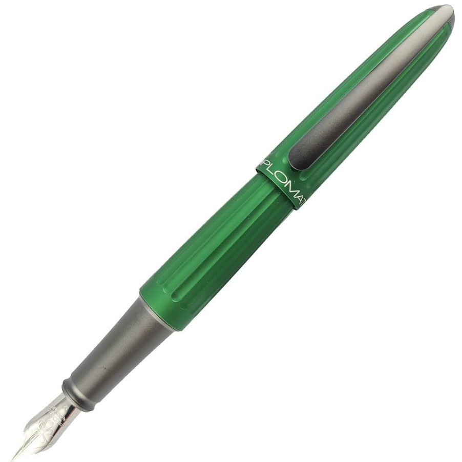 Fountain Pens * | Best Pirce Diplomat Aero Fountain Pen Gift Set, Green