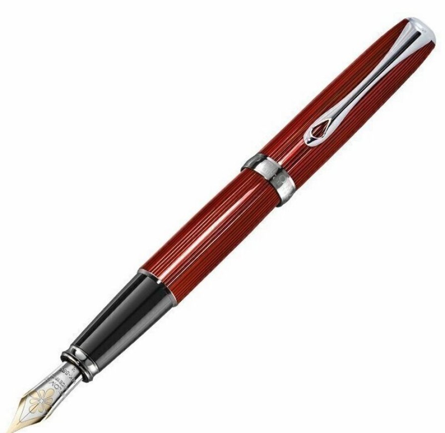 Fountain Pens * | Outlet Diplomat Excellence A2 Fountain Pen, 14K Gold Nib, Magma Red