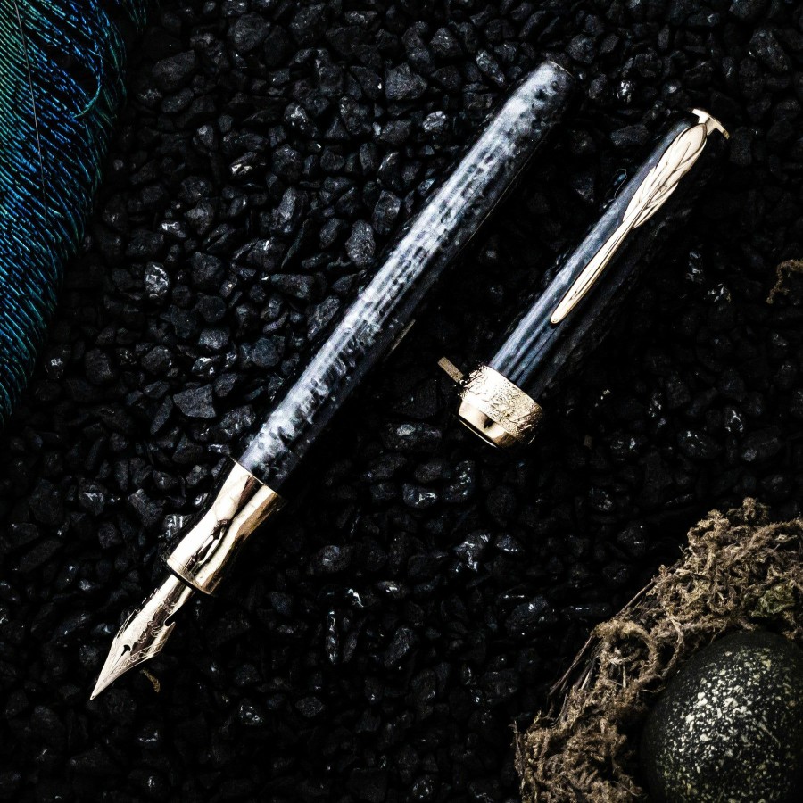 Fountain Pens * | Deals Pineider Le La Grande Bellezza Fountain Pen, Coal Grey, 14K Quill Nib